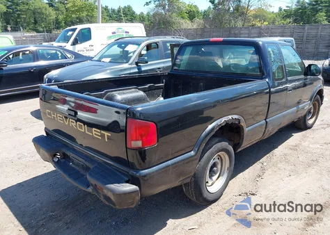 2000 Chevrolet S-10 из США, поврежденный, VIN 1GCCS19W9YK298908